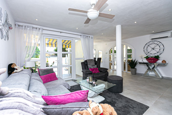 Image No.20-6 Bed Villa for sale