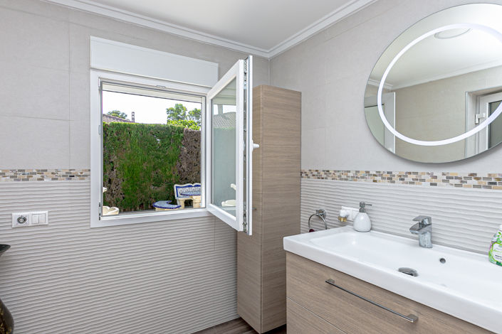 Image No.41-6 Bed Villa for sale