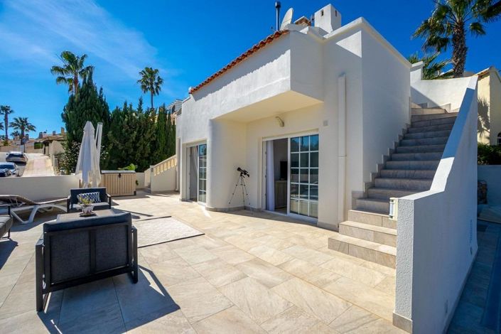 Image No.6-4 Bed Villa for sale