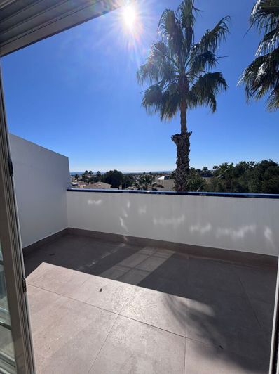 Image No.20-2 Bed Property for sale