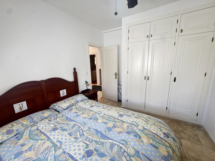 Image No.10-3 Bed Villa for sale