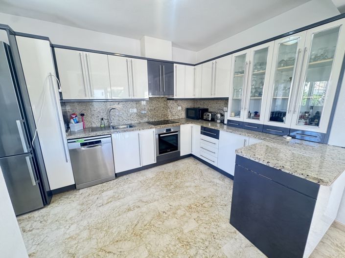 Image No.5-3 Bed Villa for sale