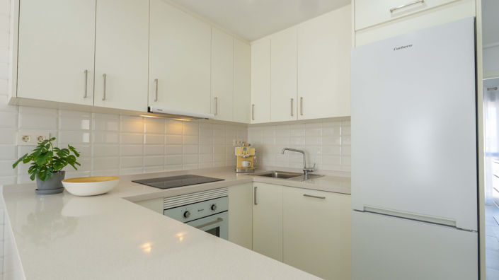 Image No.17-3 Bed Apartment for sale