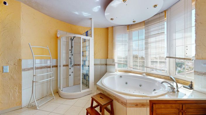 Image No.22-5 Bed Villa for sale