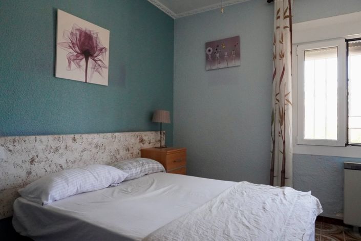 Image No.22-5 Bed Property for sale