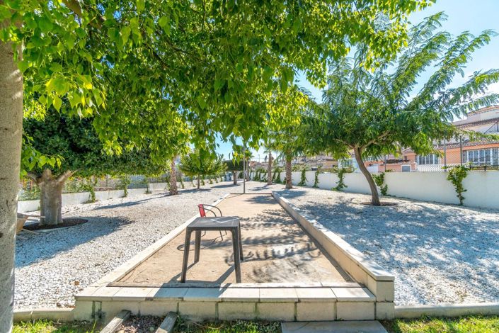 Image No.33-2 Bed Property for sale