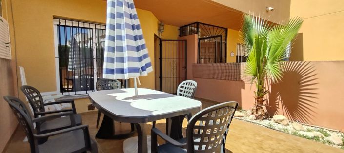 Image No.6-3 Bed Townhouse for sale