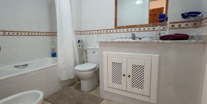 Image No.19-2 Bed Apartment for sale