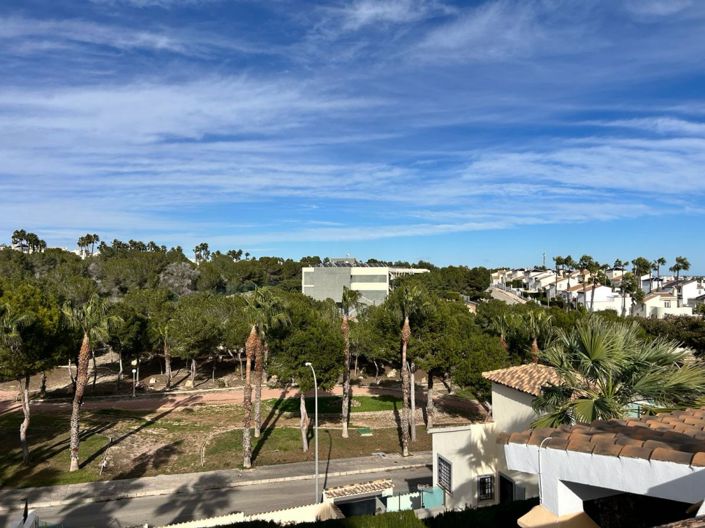 Image No.22-3 Bed Property for sale