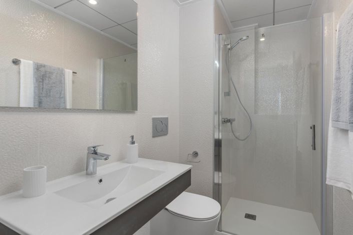 Image No.9-2 Bed Apartment for sale