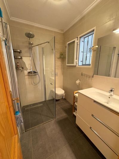 Image No.10-3 Bed Property for sale