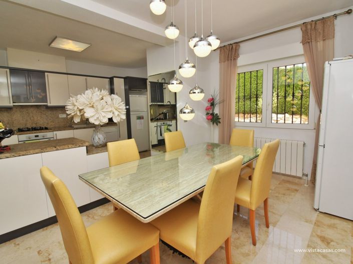 Image No.11-3 Bed Villa for sale