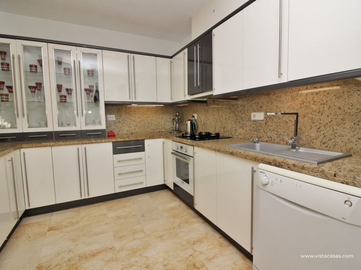 Image No.14-3 Bed Villa for sale