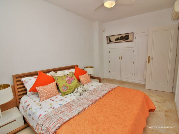 Image No.20-3 Bed Villa for sale