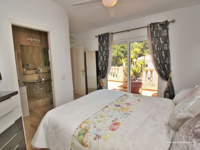 Image No.23-3 Bed Villa for sale