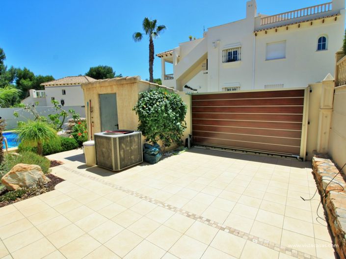 Image No.40-3 Bed Villa for sale