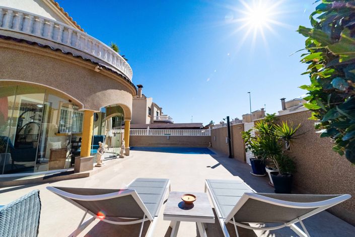 Image No.6-3 Bed Villa for sale