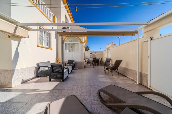 Image No.7-3 Bed Townhouse for sale