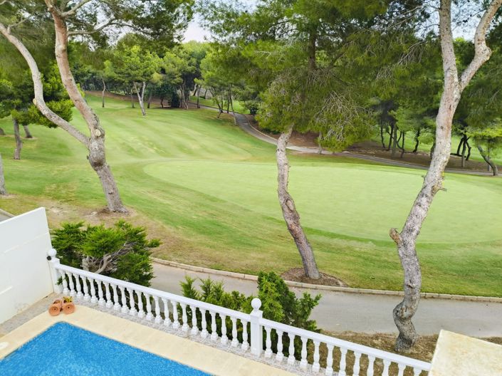 Image No.11-5 Bed Villa for sale