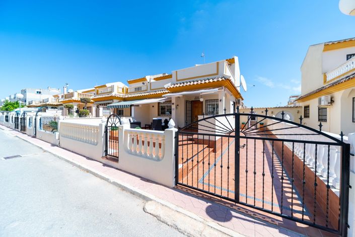 Image No.7-3 Bed Property for sale