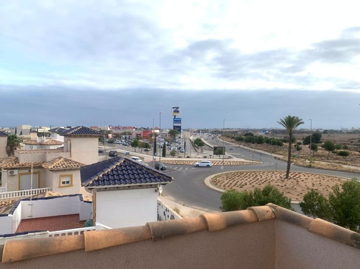 Image No.30-Villa de 4 chambres à vendre à La Zenia