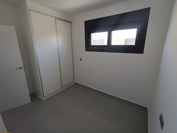 Image No.9-3 Bed Villa for sale