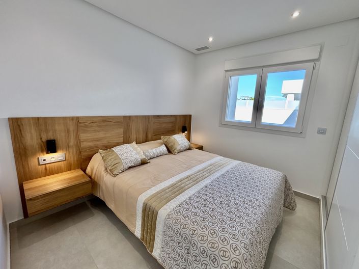 Image No.22-3 Bed Villa for sale