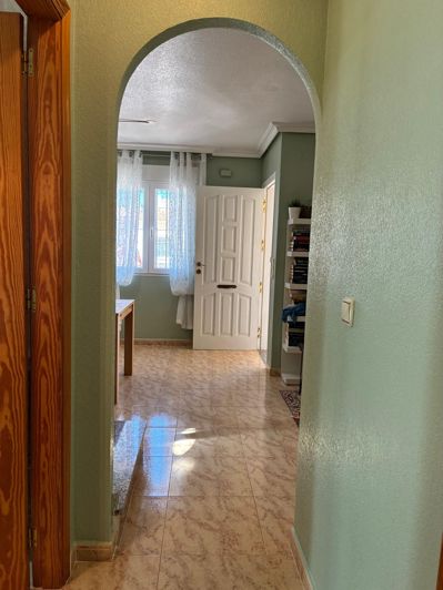 Image No.30-3 Bed Property for sale