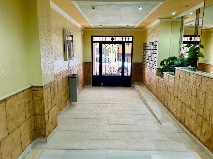 Image No.28-1 Bed Apartment for sale