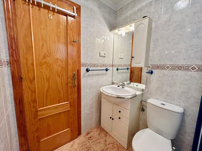 Image No.15-2 Bed Apartment for sale