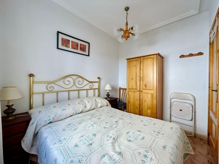 Image No.8-2 Bed Apartment for sale