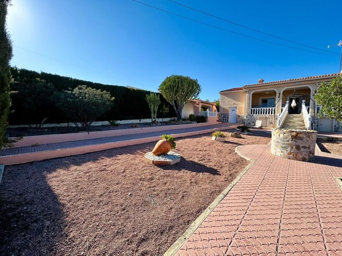 Image No.11-3 Bed Villa for sale