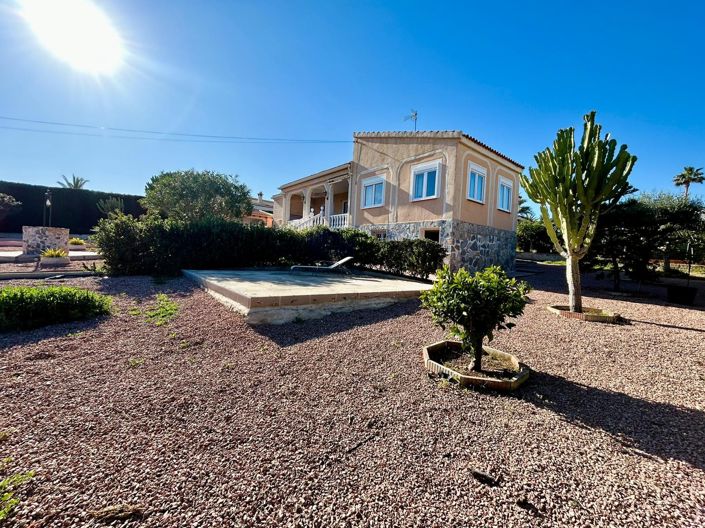 Image No.14-3 Bed Villa for sale