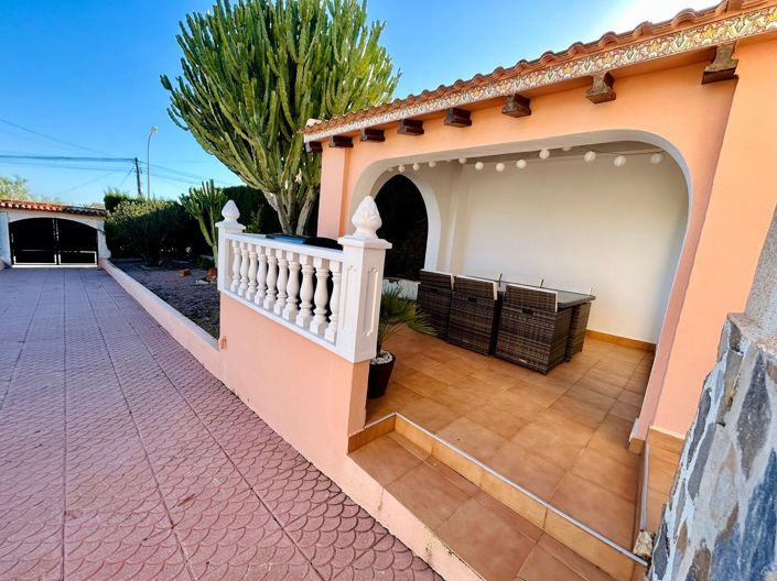 Image No.22-3 Bed Villa for sale