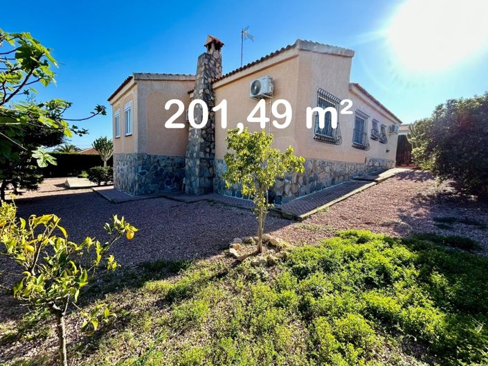 Image No.3-3 Bed Villa for sale