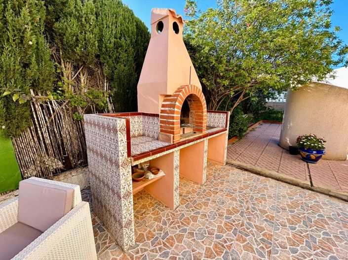 Image No.30-3 Bed Villa for sale