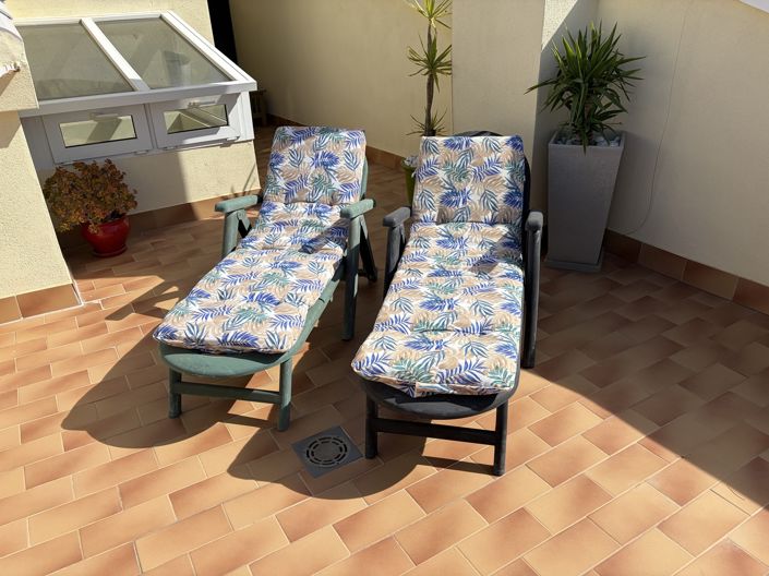 Image No.19-3 Bed Townhouse for sale