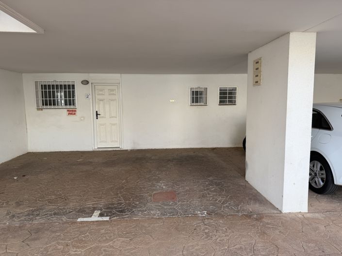 Image No.40-2 Bed Apartment for sale