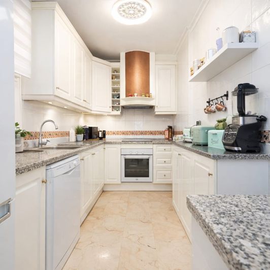 Image No.11-2 Bed Apartment for sale