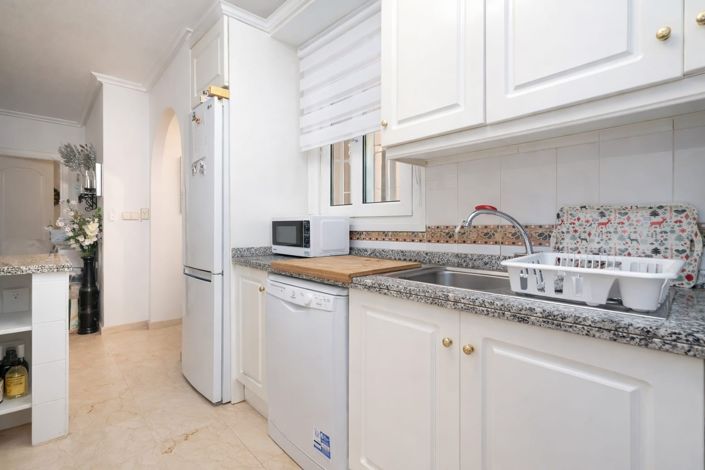 Image No.12-2 Bed Apartment for sale