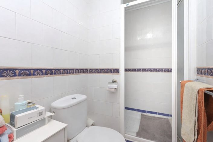 Image No.19-2 Bed Apartment for sale