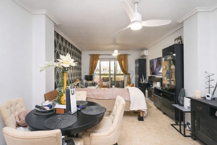 Image No.8-2 Bed Apartment for sale