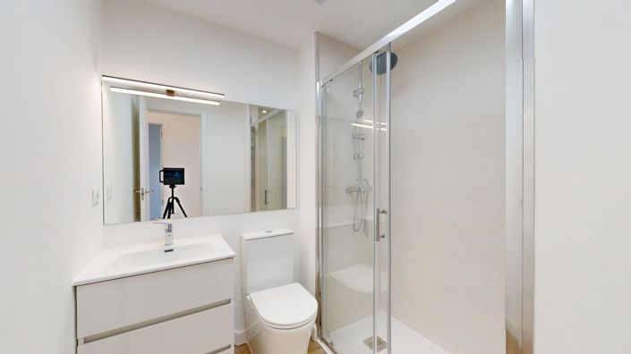 Image No.19-2 Bed Apartment for sale