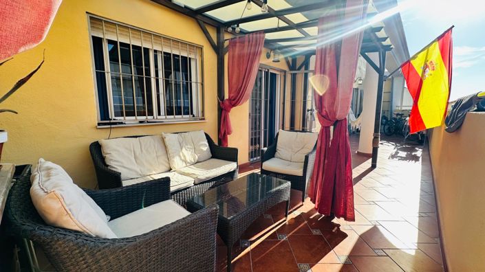 Image No.20-2 Bed Apartment for sale