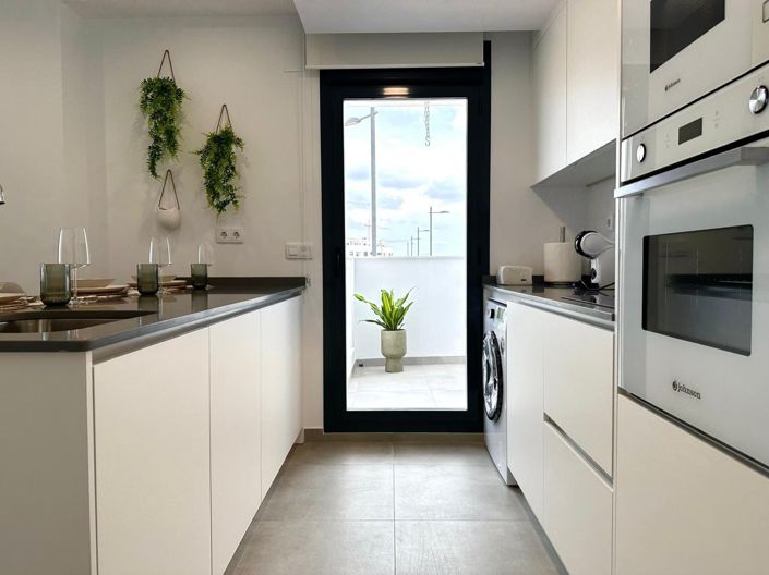 Image No.6-2 Bed Apartment for sale