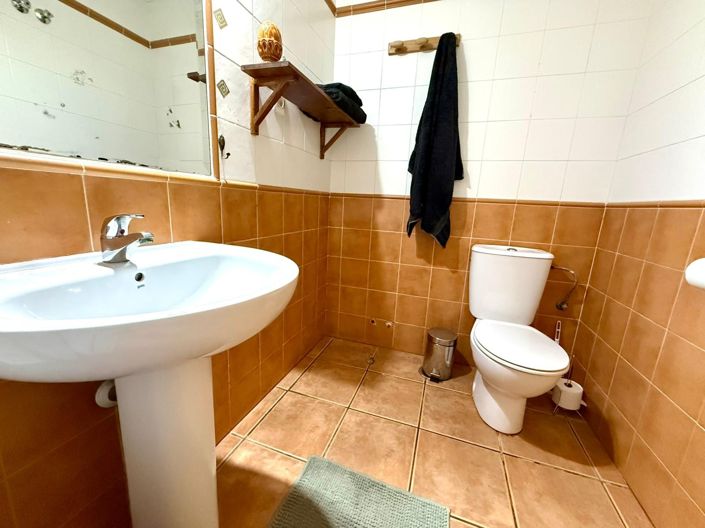 Image No.10-2 Bed Bungalow for sale