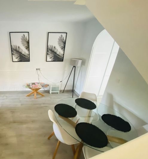 Image No.11-3 Bed Townhouse for sale