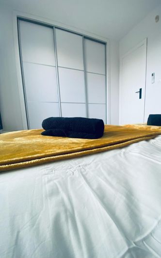 Image No.16-3 Bed Townhouse for sale