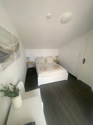 Image No.17-3 Bed Townhouse for sale