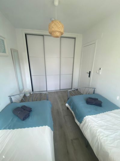 Image No.20-3 Bed Townhouse for sale